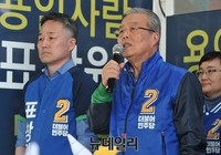 [포토] 용인지역 지원유세 나선 더불어민주당 김종인 대표