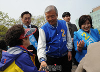 [포토] 전혜숙 후보 지지호소하는 김종인