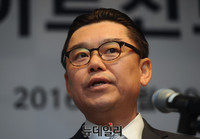 [포토] '올뉴하이트' 선보이는 김인규 하이트진로 사장