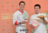[포토] 2016 월드디저트페스티벌 '이원일-미카엘' 홍보대사 위촉