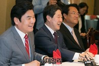 [포토] 4선 이상 중진의원 회동 갖는 원유철 원내대표