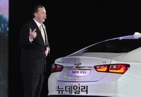 [포토] 신형 말리부 프리젠테이션 나선 한국 GM 임원들