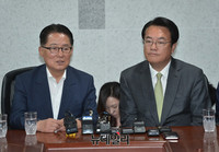 [포토] 새누리당 정진식 원내대표, 국민의당 박지원 원내대표 예방