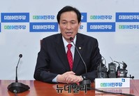 [포토] 당선소감 밝히는 우상호 신임 원내대표 당선자