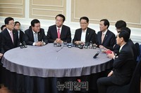 [포토] 국회에서 만난 3당 원내대표