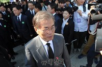 [포토] 5.18 기념식 참석한 더불어민주당 문재인 전 대표