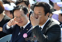 [포토] 대화 나누는 정의화 국회의장과 정진석 원내대표