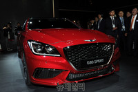 [포토] 제네시스, 대형 럭셔리 세단 'G80' 최초 공개