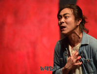 [포토] 연극 '레드' 절규하는 배우 박정복