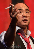 [포토] 연극 '레드'서 마크로스코 역 맡은 배우 강신일