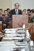 [포토] 업무보고하는 장명진 방위사업청장