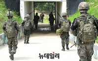 [포토] 국가-국민 위해 DMZ로 향하는 장병들
