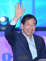 [포토] 더불어민주당 전당대회 참석한 박원순 서울시장