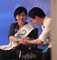 [포토] 더민주 여성최고의원, 양향자의원 당선