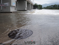 [포토] 범람한 청도천