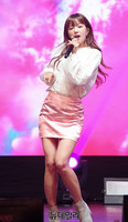 [포토] 상큼하게 무대 장악한 에이핑크 초롱