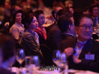 [포토] 후원의밤 참석한 이영애, 여전한 미모