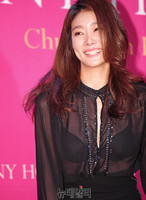 [포토] 과감한 시스루 선보인 민지