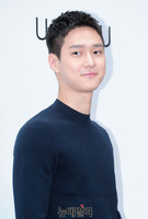 [포토] 머리에 뿔난 고경표