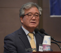 [포토] 축사하는 손광주 남북하나재단이사장