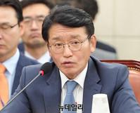 [포토] 미방위 국감, 답변하는 고대영 KBS 사장