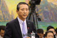 [포토] 국정감사 출석한 권영수 LG유플러스 대표