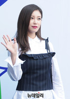 [포토] 패션위크 전효성, 강렬한 레드립