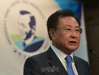 [포토] 박정희에게길을묻다, 개회사하는 좌승희 이사장