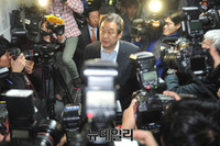 [포토] 대권주자 회동에 참석하는 새누리당 김무성 전 대표