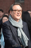 [포토] 결혼식 참석한 노주현