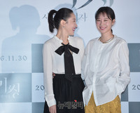 [포토] 영화 미씽서 호흡 맞춘 '엄지원-공효진'