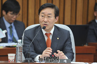 [포토] 발언하는 최순실 국조특위 박범계 간사