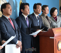 [포토] 최순실게이트 관련 기자회견 갖는 야당국조특위