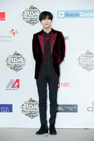 [포토] 마마 레드카펫에 선 샤이니 태민