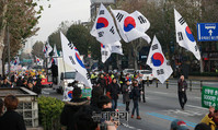 [포토] 하야반대집회 ,종로일대 가득 채운 태극기 물결