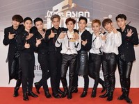 [포토] 3관왕에 빛나는 엑소