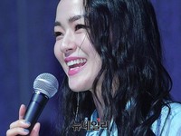 [포토] 솔로앨범 '타인의 고통'으로 돌아온 김윤아