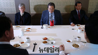 [포토] 오찬 회동 갖는 비박계 의원들