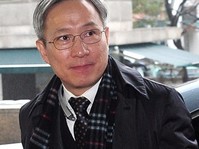 [포토] 출근하는 강일원 주심 재판관