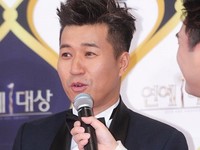 [포토] 김종민, 2016 KBS연예대상 수상