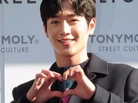 [포토] 서강준, 하트로 여심저격