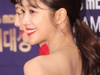 [포토] 이엘-조보아, 강렬한 드레스