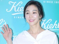 [포토] 파티시에 유민주, 상큼한 손인사