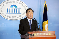 [포토] 이재오, 늘푸른한국당 창당대회 관련 기자회견