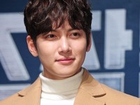 [포토] 배우 지창욱, 부드러운 카리스마