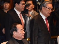 [포토] 서청원 의원 지나치는 인명진-정우택