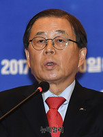 [포토] 경과보고하는 남유진 구미시장