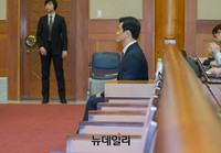 [포토] 증인으로 출석한 이영선 청와대행정관