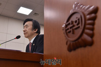 [포토] 국회 외통위 출석한 윤병세 외교부 장관