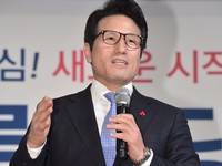 [포토] 축사하는 정병국 바른정당 창당준비위원장
